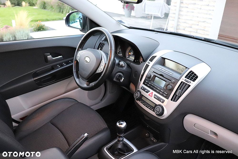 Kia Ceed ver-1-4-style - 13