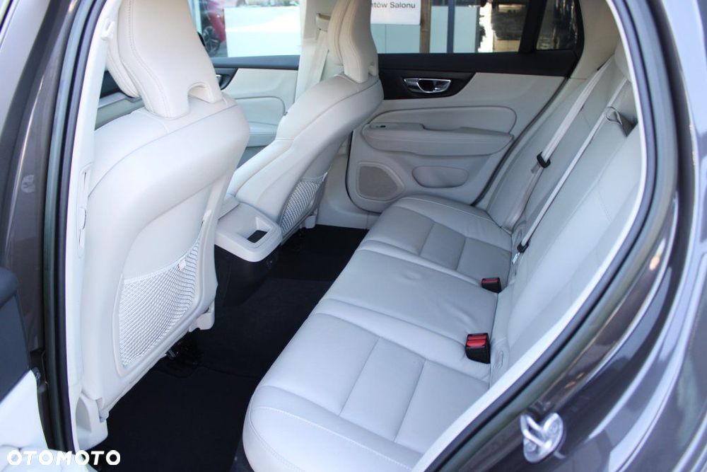 Volvo V60 - 21