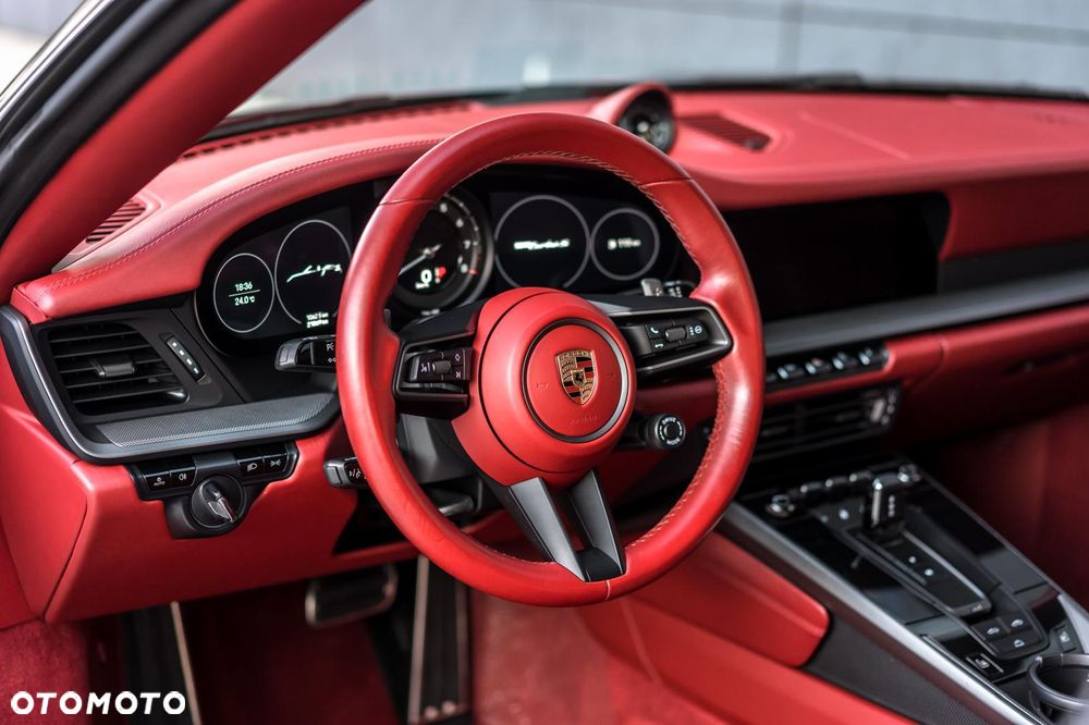 Porsche 911 Carrera S PDK - 29