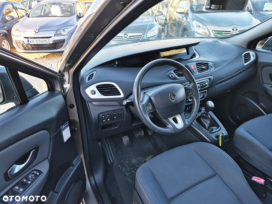 Renault Scenic 1.6 16V 110 TomTom Edition - 30