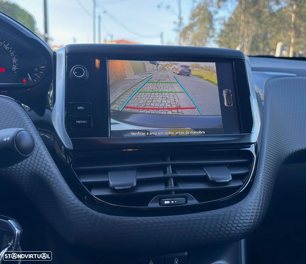 Peugeot 208 1.2 PureTech Style - 7