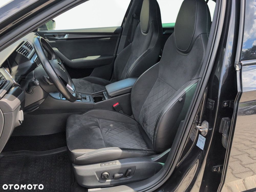 Skoda Superb 2.0 TDI SCR Sportline DSG - 19