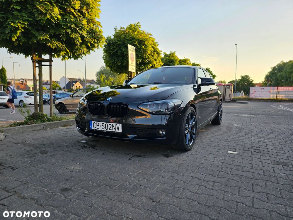 BMW Seria 1 118d Sport Line - 2