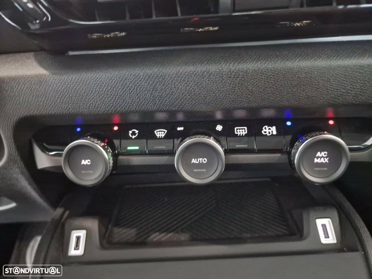 Citroën e-C4 50 kWh Feel Pack - 19
