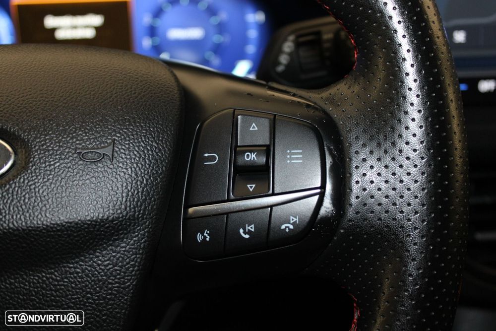 Ford Focus 1.0 EcoBoost MHEV ST-Line - 12