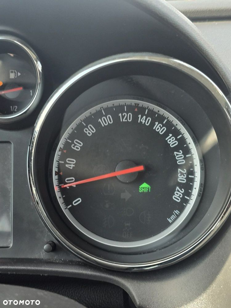 Opel Astra - 33