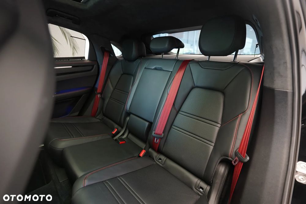 Porsche Cayenne Coupe Turbo - 15