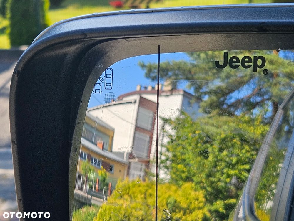 Jeep Renegade 1.4 MultiAir Limited - 28