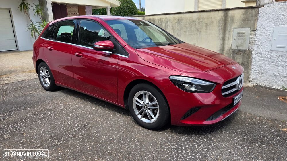 Mercedes-Benz B 180 d - 1