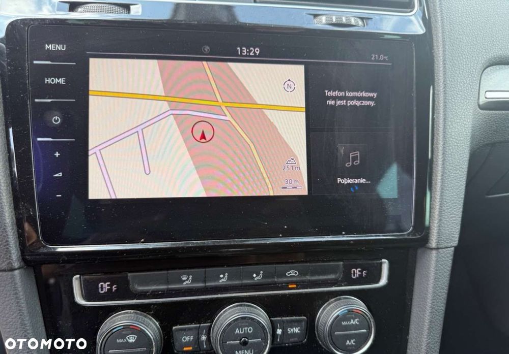 Volkswagen Golf - 15