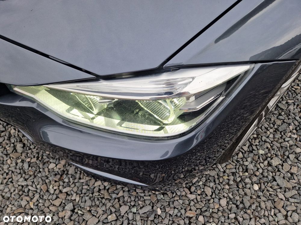 BMW Seria 3 318d M Sport - 33