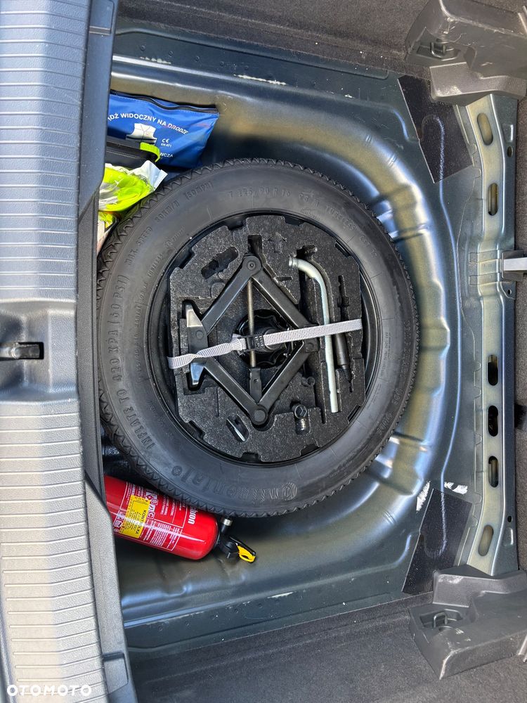 Volkswagen T-Roc 1.0 TSI Advance - 12