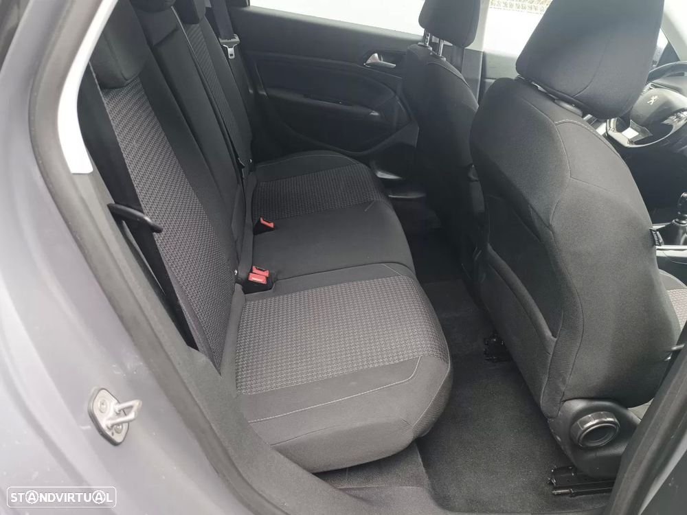 Peugeot 308 1.5 BlueHDi Active - 25