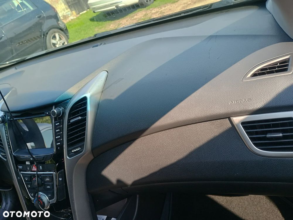 Hyundai i30 - 14