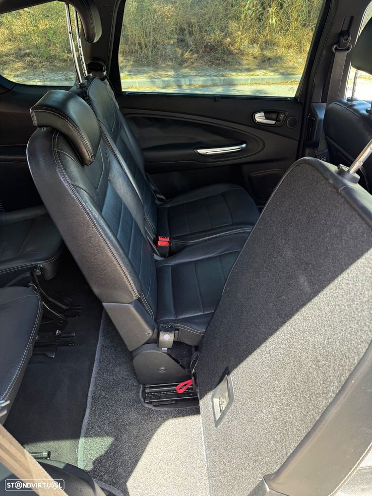 Ford S-Max 2.0 TDCi Titanium 7L - 20