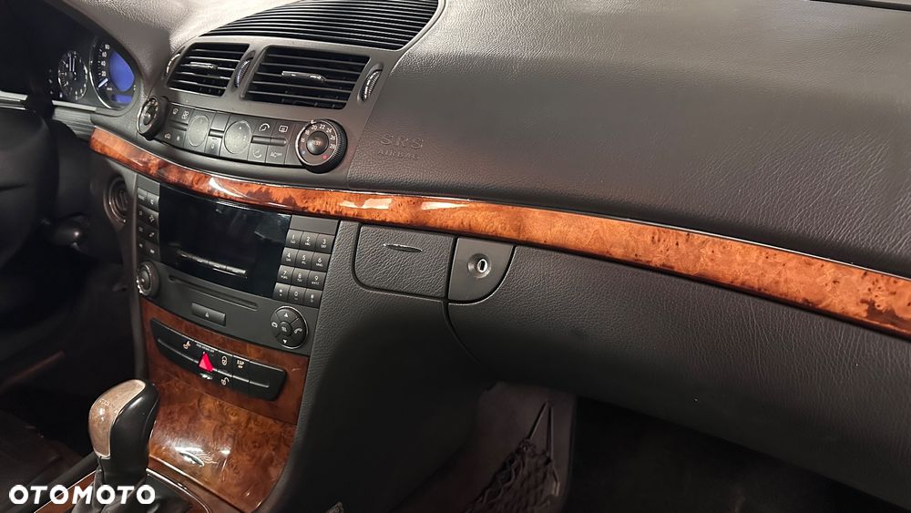 Mercedes-Benz Klasa E - 12