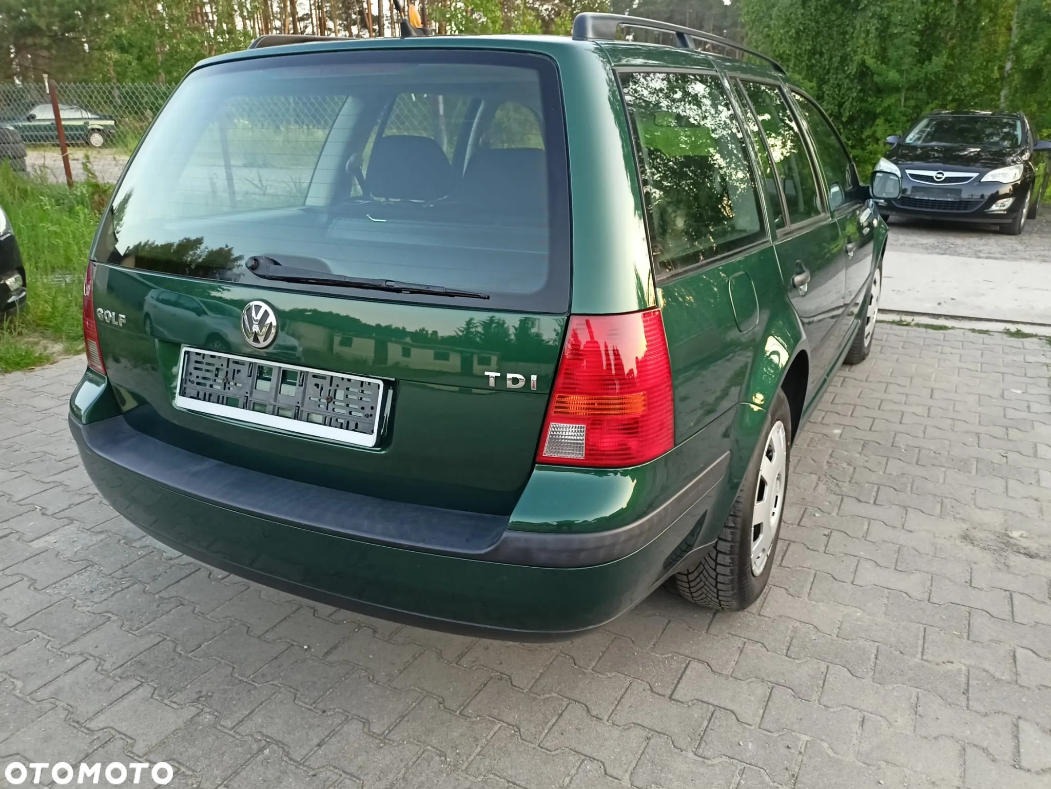 Volkswagen Golf 1.9 TDI Comfortline - 8
