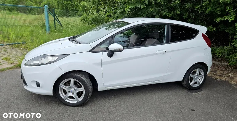Ford Fiesta 1.25 Trend - 9
