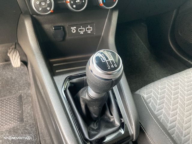 Renault Clio 1.0 TCe Limited Bi-Fuel - 24