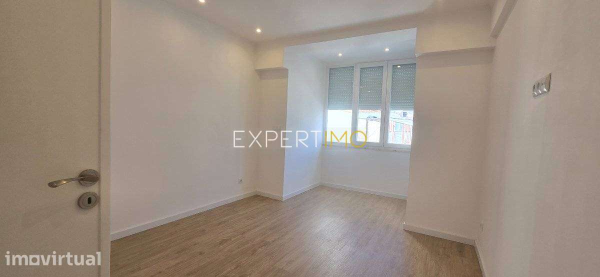 Apartamento T1 Remodelado 1º andar - Grande imagem: 5/13