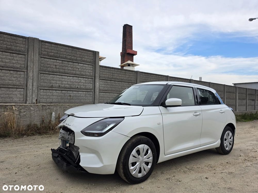 Suzuki Swift 1.2 Dualjet Hybrid MT Club - 35