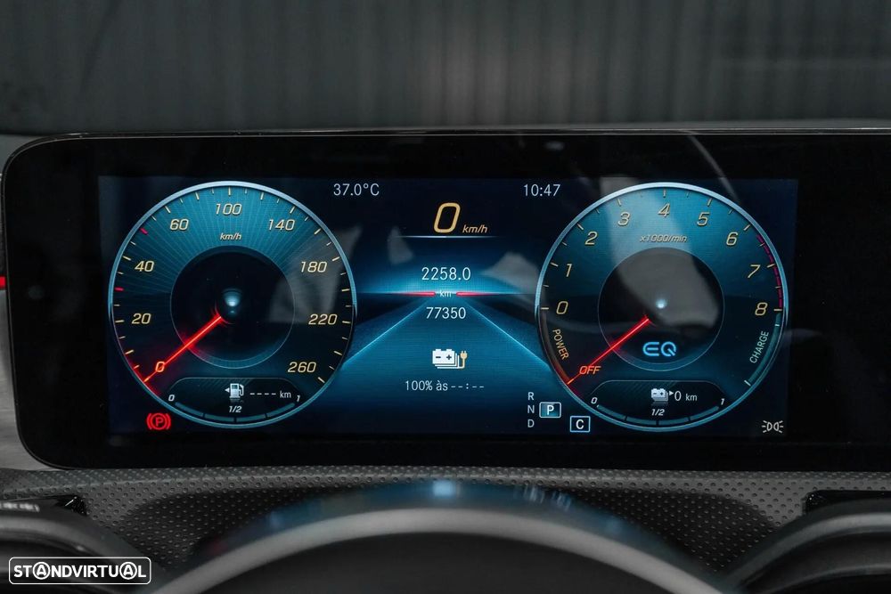 Mercedes-Benz A 250 Limousine e 8G-DCT AMG Line - 13
