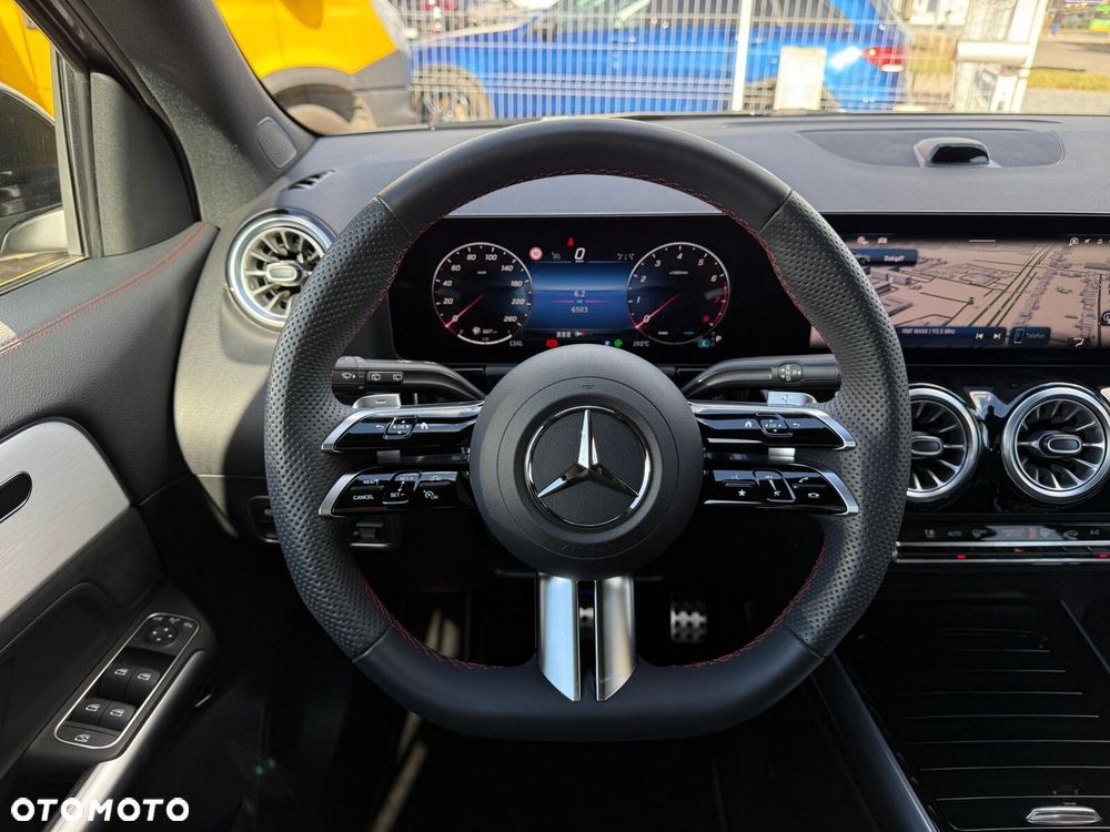 Mercedes-Benz GLA 200 mHEV AMG Line 7G-DCT - 17