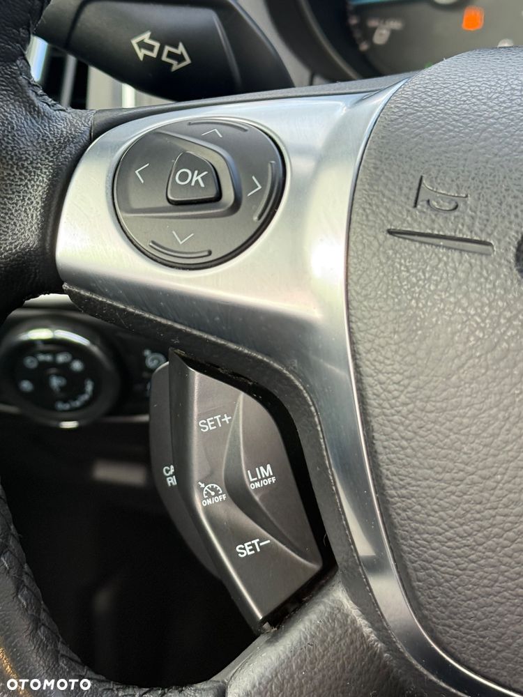 Ford Focus Turnier 1.6 EcoBoost Start-Stopp-System Titanium - 28