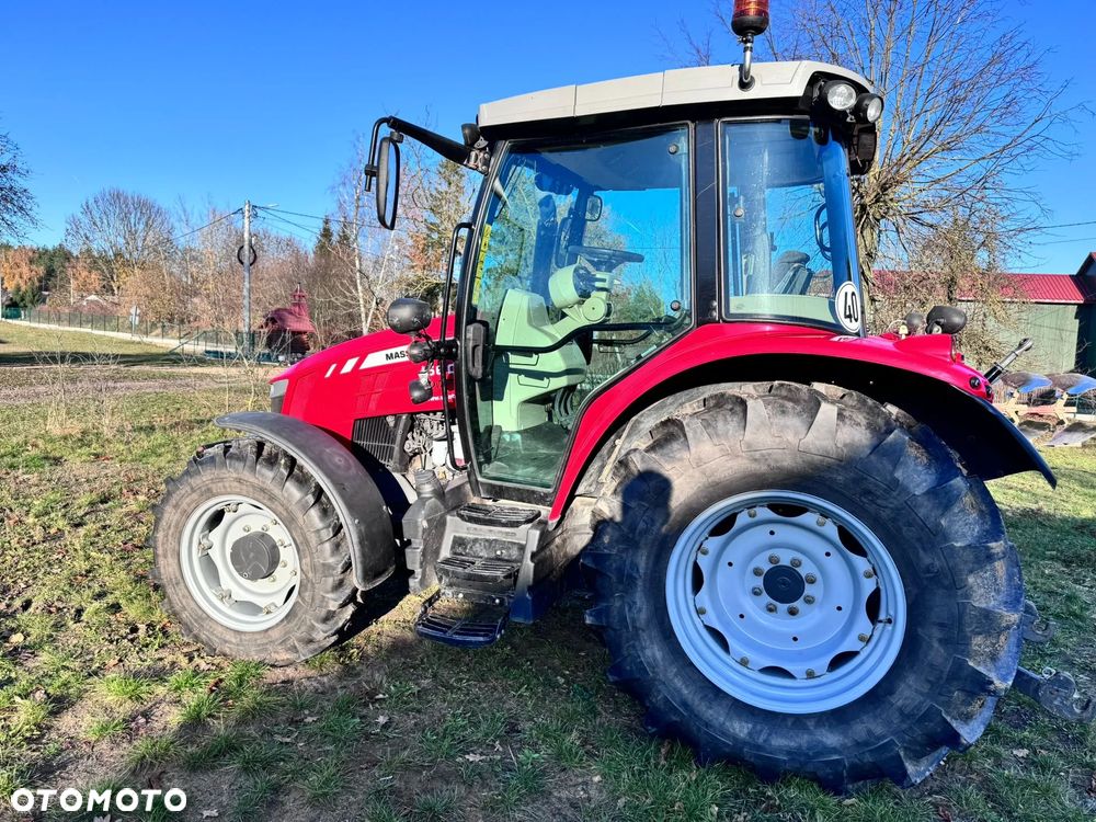 Massey Ferguson 5609 - 2