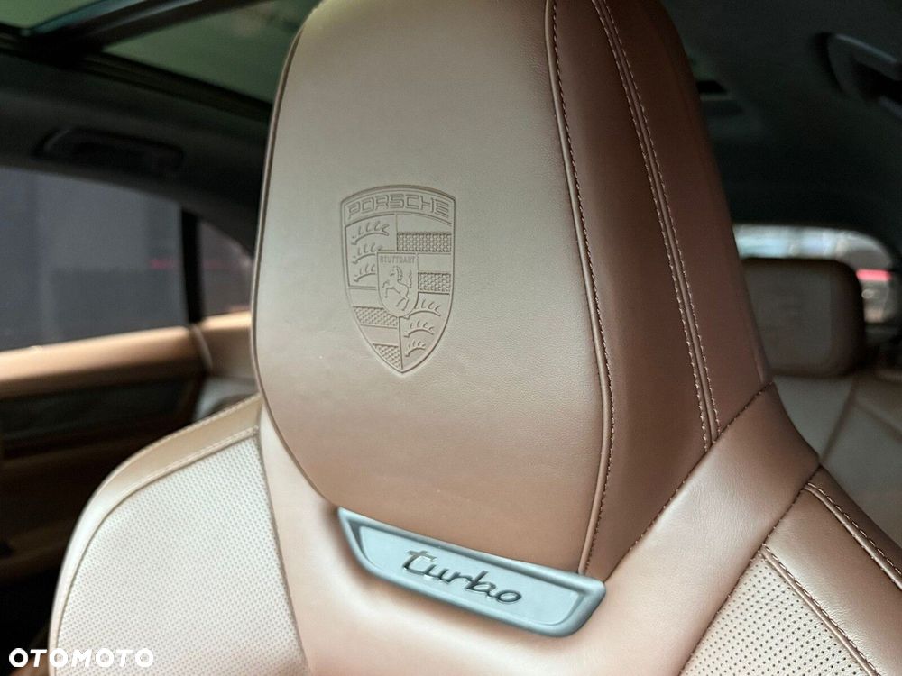 Porsche Macan - 11