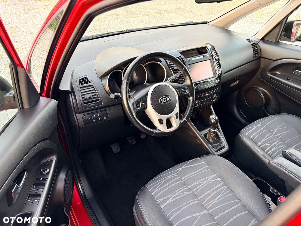 Kia Venga 1.6 CVVT Dream Team Edition - 8