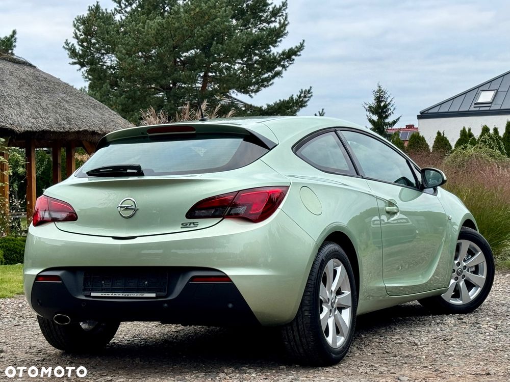 Opel Astra IV GTC 1.4 T Active - 5