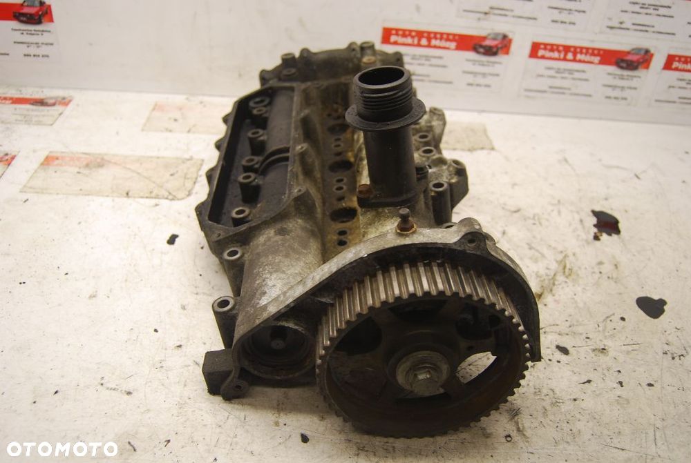 POKRYWA ZAWORÓW WAŁKI 504167975 IVECO 2.3 JTD - 7