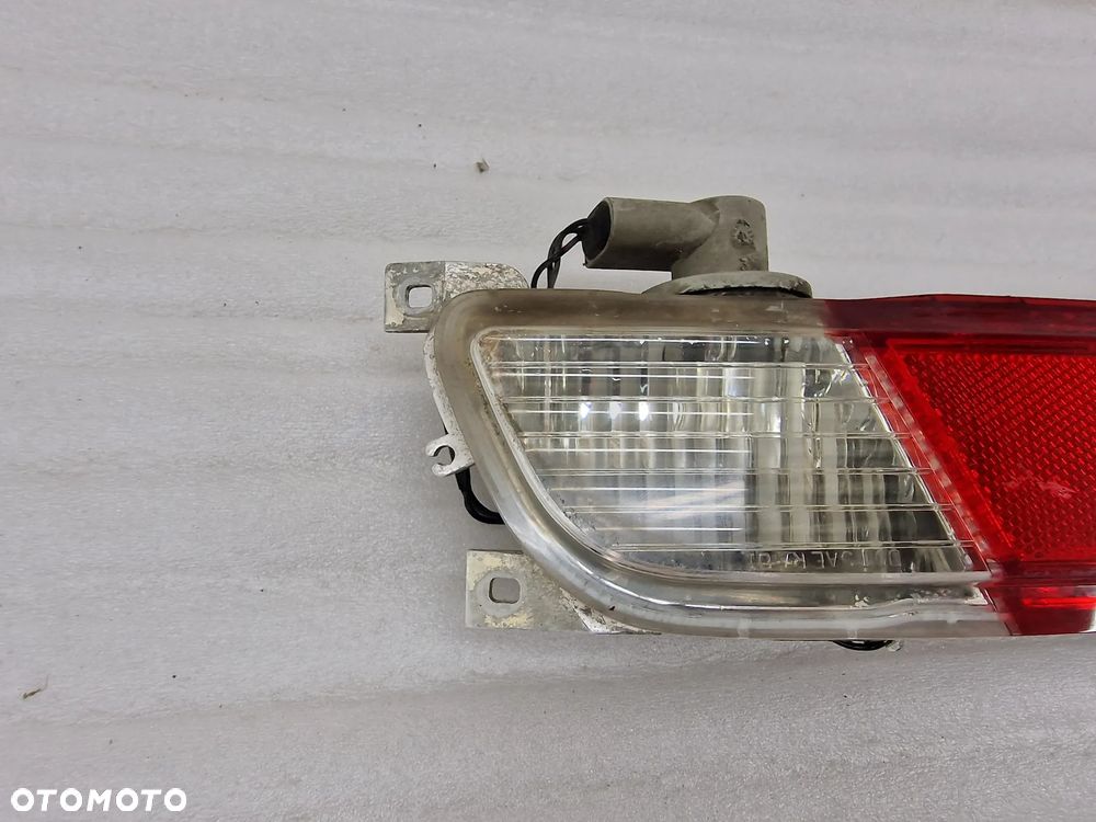 BMW E63 / E64 04- LAMPA TYLNA TYLNIA TYŁ LEWA W ZDERZAK , NR 63217165817 , NR AUKCJI H70 - 2