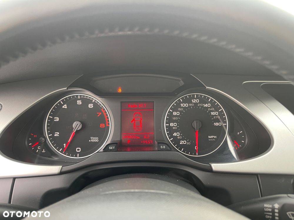 Audi A4 Limousine 2.0 TFSI quattro S tronic Attraction - 11