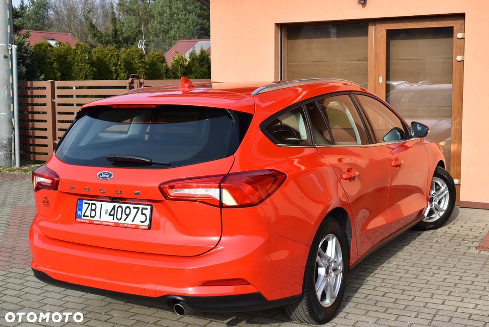 Ford Focus 1.5 EcoBlue Titanium - 6