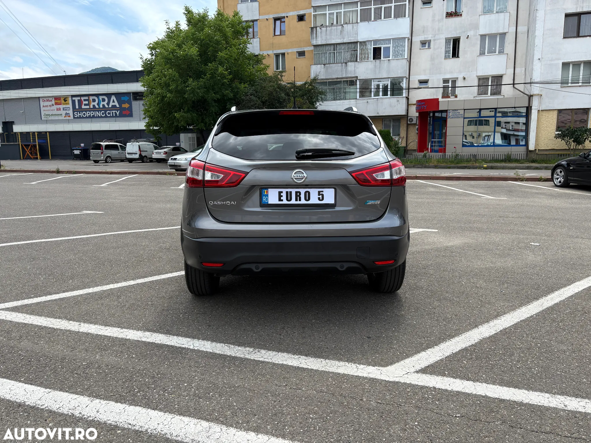 Nissan Qashqai 1.5 DCI TEKNA - 6