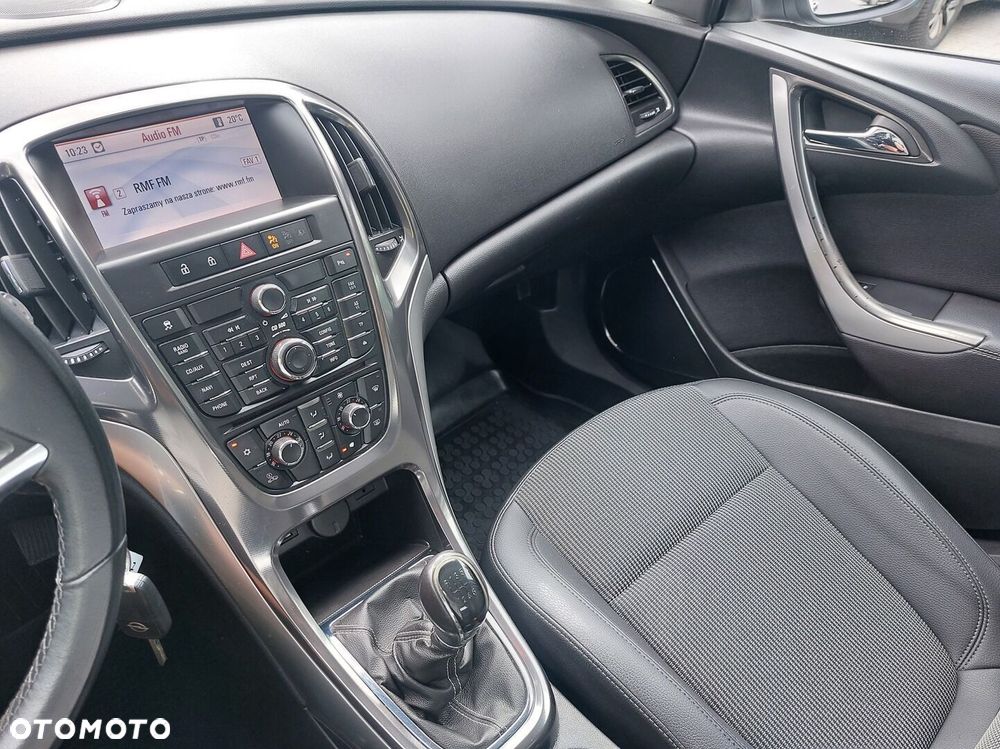 Opel Astra - 18