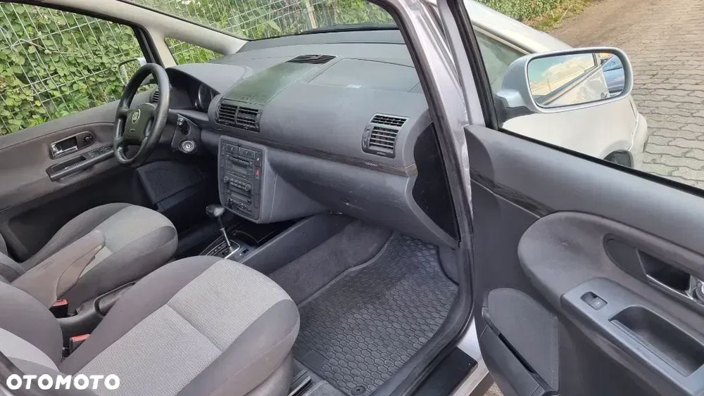 Seat Alhambra 1.9 TDI Stylance Tiptr - 8