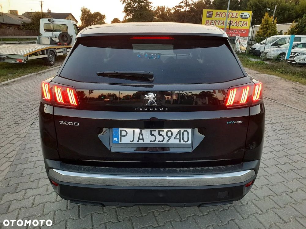 Peugeot 3008 1.6 PureTech HYbrid Allure S&S EAT8 - 8