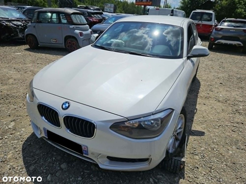 BMW Seria 1 118d Sport Line - 11
