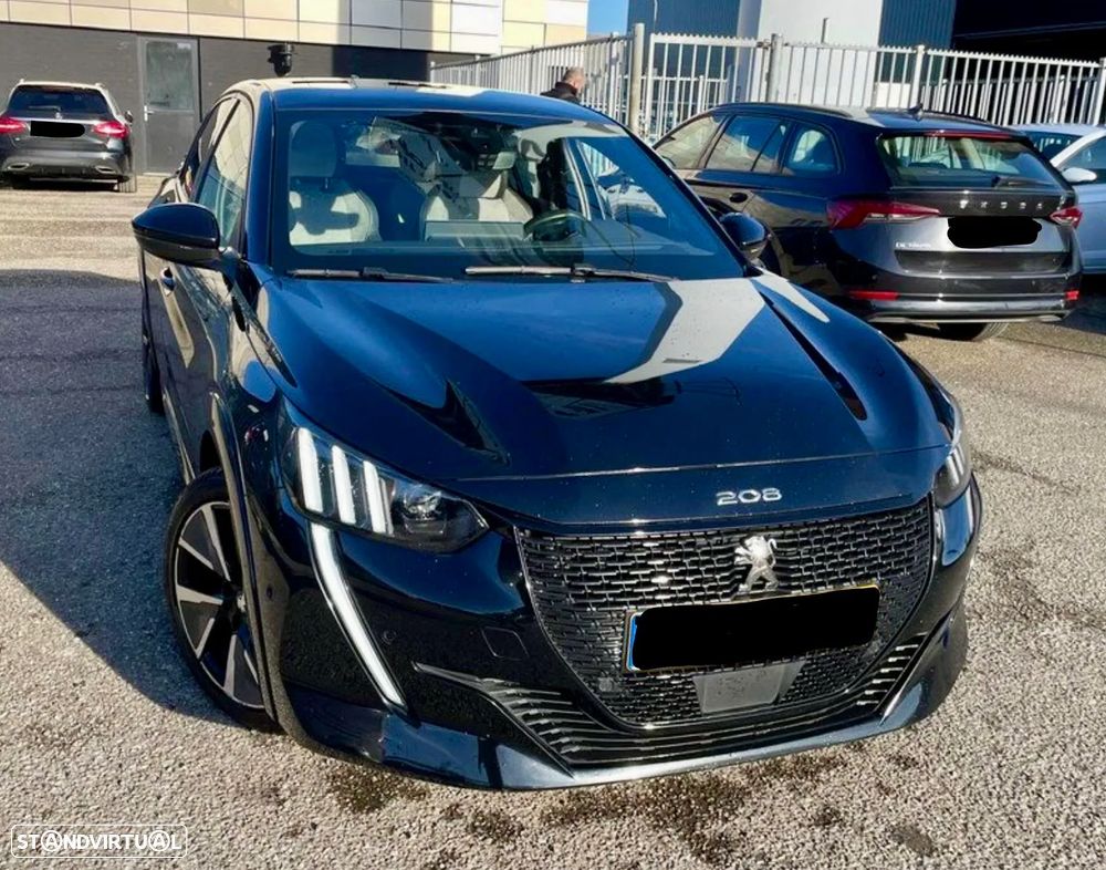 Peugeot e-208 GT - 1