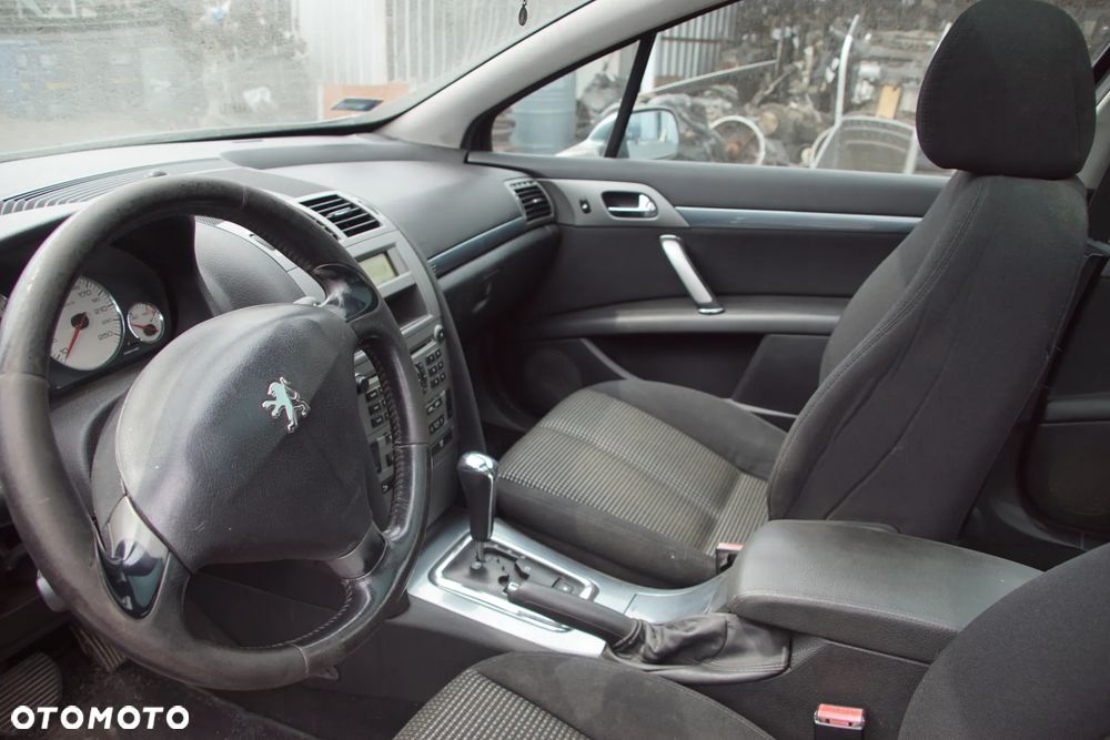 Auto na części - Peugeot 407 SW 2.0 HDI 136 KM RHR 4HP20 EZW 2005R Silnik Skrzynia Drzwi Maska Błotnik Klapa Zderzak Lampa Lusterko Klamka Szyba Panorama Deska Kokpit Sterownik Moduł Czujnik Licznik Wyświetlacz Panel Kierownica - 10
