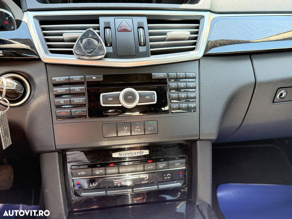 Mercedes-Benz E 250 CDI DPF BlueEFFICIENCY 7G-TRONIC Avantgarde - 20