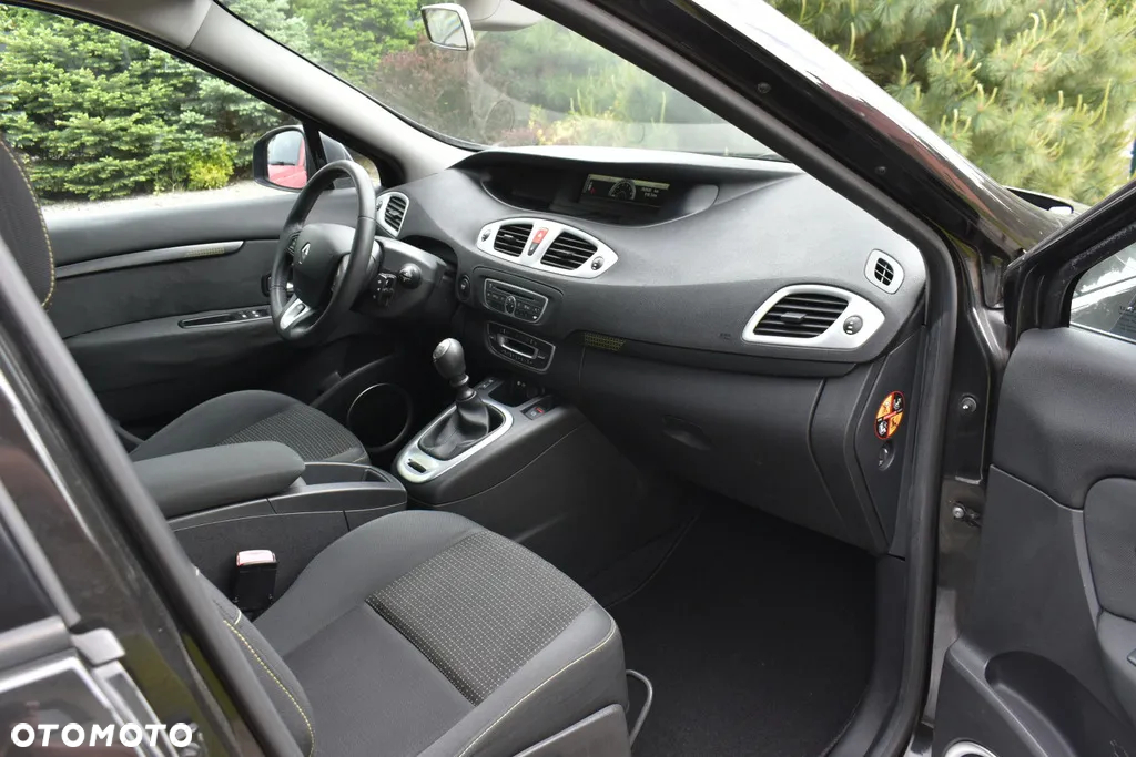 Renault Scenic TCe 130 Dynamique - 8