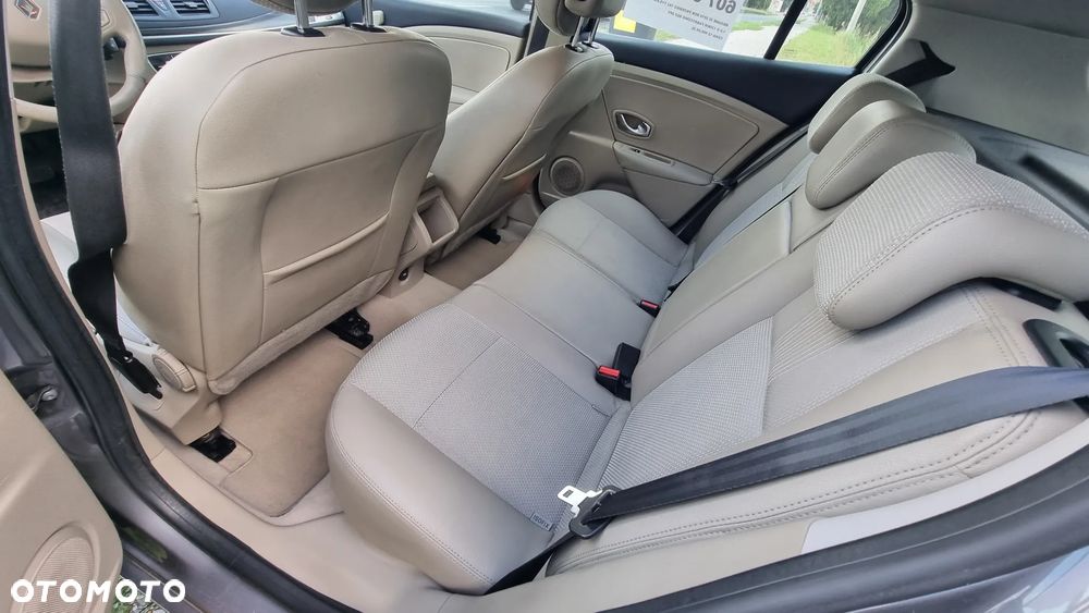 Renault Megane 1.9 dCi Dynamique - 4