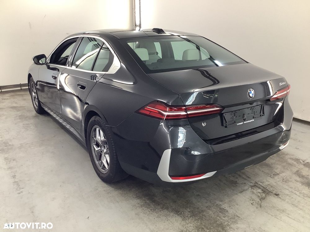 BMW Seria 5 520d AT MHEV - 3