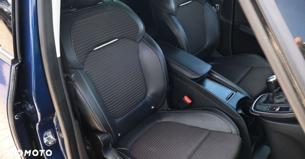 Renault Scenic - 35