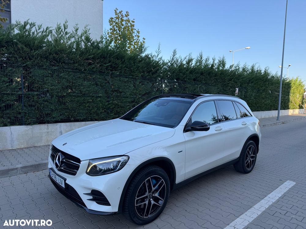 Mercedes-Benz GLC 300 e 4MATIC - 1