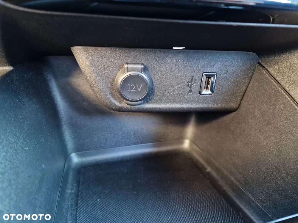 Opel Corsa 1.2 Elegance S&S - 38